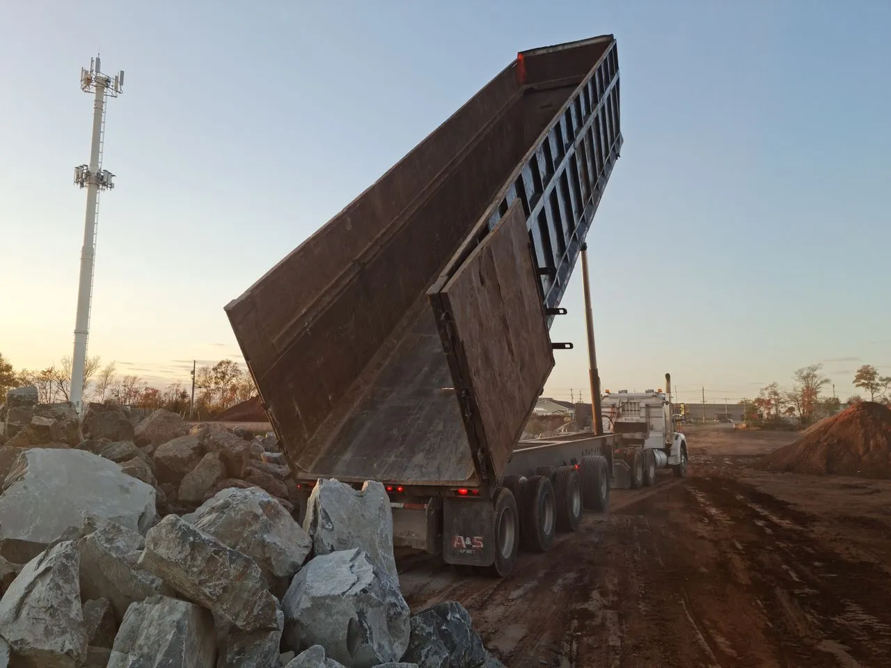 Location de dumper avec chauffeur — chantier en Île-de-France (2)