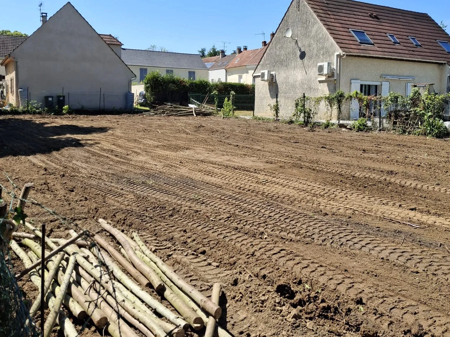 Débroussaillage et nettoyage de terrain — Île-de-France