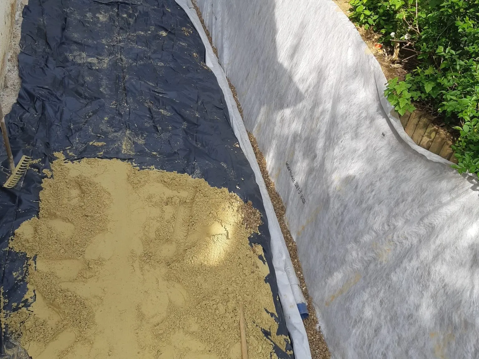 Drainage au pied d'une maison — Île-de-France